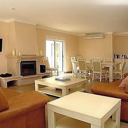 Praia Da Luz Sleeps 8 Pool Air Con Wifi * Lagos