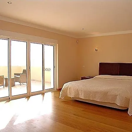 Villa Praia Da Luz Sleeps 8 Pool Air Con Wifi
