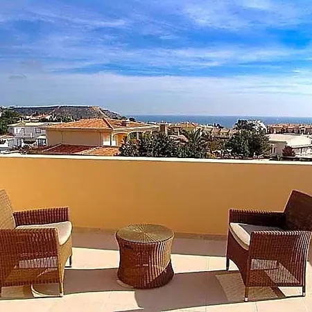 Praia Da Luz Sleeps 8 Pool Air Con Wifi