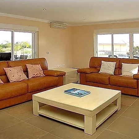 Praia Da Luz Sleeps 8 Pool Air Con Wifi Villa *
