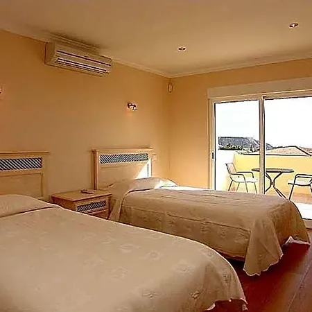 Praia Da Luz Sleeps 8 Pool Air Con Wifi Villa Lagos