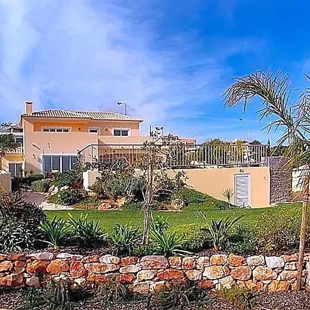 Villa Praia Da Luz Sleeps 8 Pool Air Con Wifi Lagos
